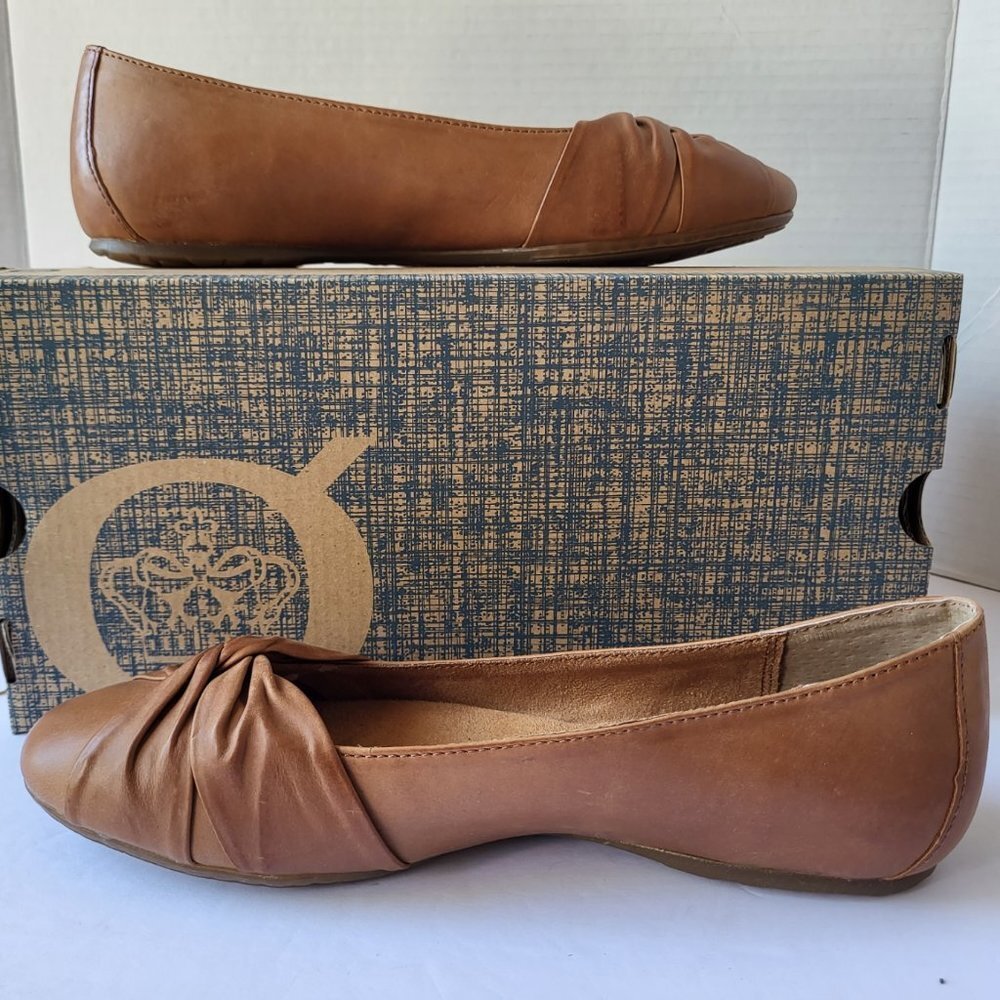 .BORN Womens Lilly Leather Slip-On Moccasins Tan 9.5 Medium